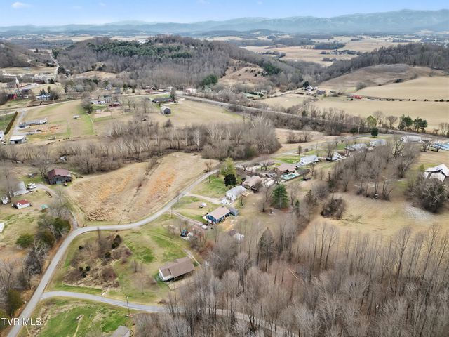 823 Campbell Circle, Chuckey, TN 37641