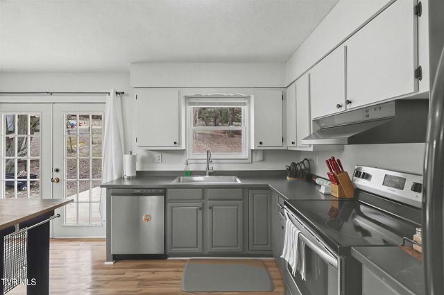 823 Campbell Circle, Chuckey, TN 37641