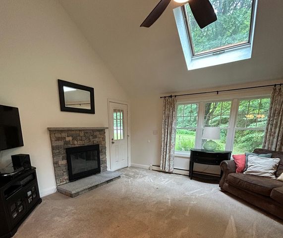 73 Maynard St, Northborough, MA 01532