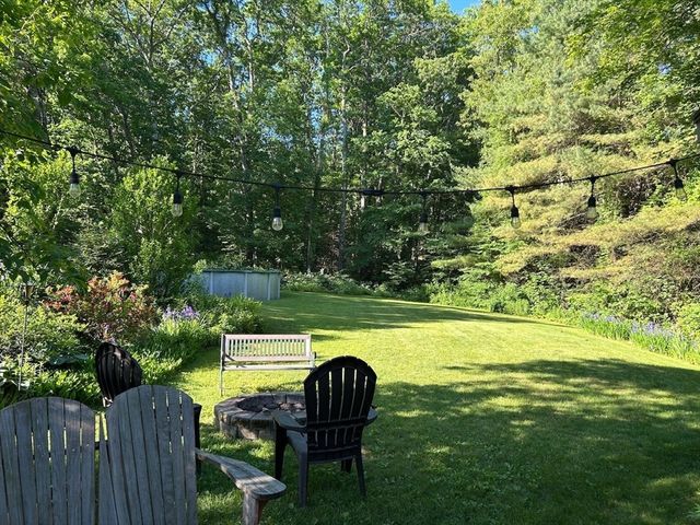 73 Maynard St, Northborough, MA 01532