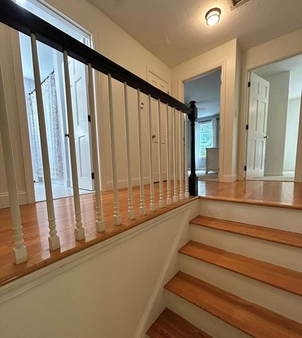 73 Maynard St, Northborough, MA 01532