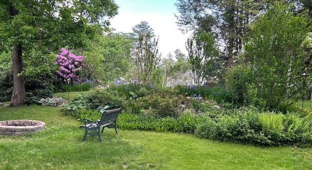 73 Maynard St, Northborough, MA 01532
