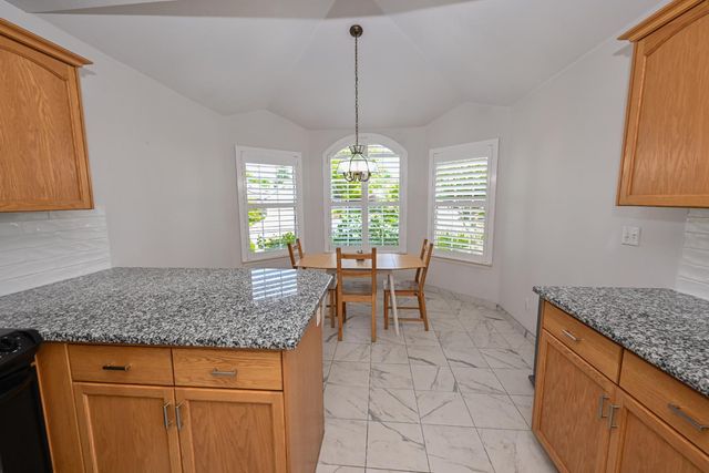 9061 N Brookview Avenue, Fresno, CA 93720