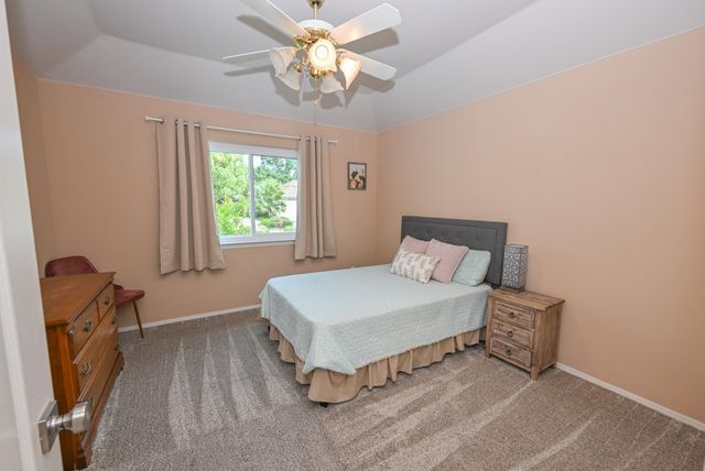 9061 N Brookview Avenue, Fresno, CA 93720