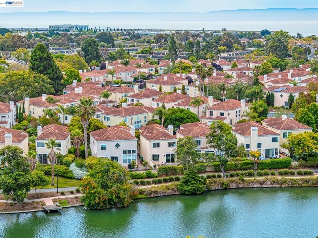 119 Diapian Bay, Alameda, CA 94502