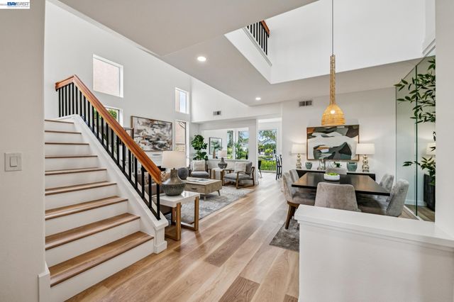 119 Diapian Bay, Alameda, CA 94502