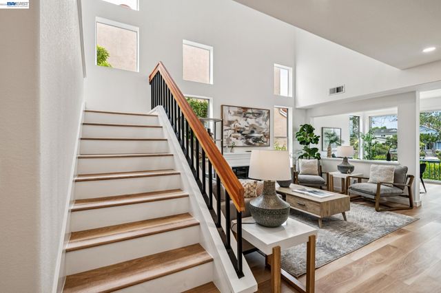 119 Diapian Bay, Alameda, CA 94502