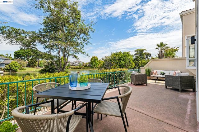 119 Diapian Bay, Alameda, CA 94502