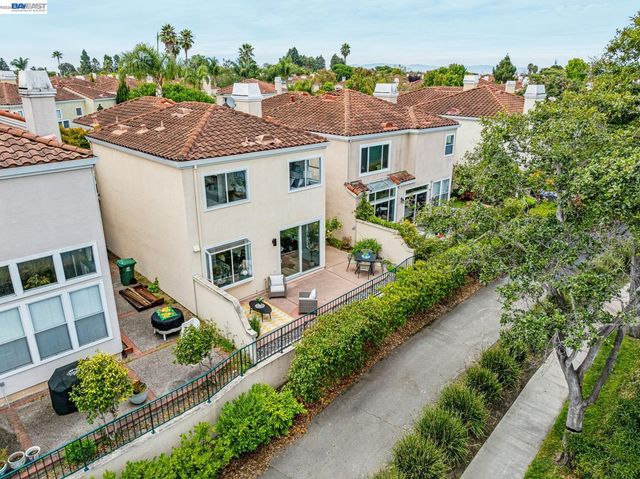 119 Diapian Bay, Alameda, CA 94502