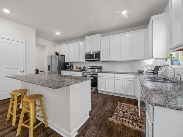 727 Chesterfield Court, Boiling Springs, SC 29316