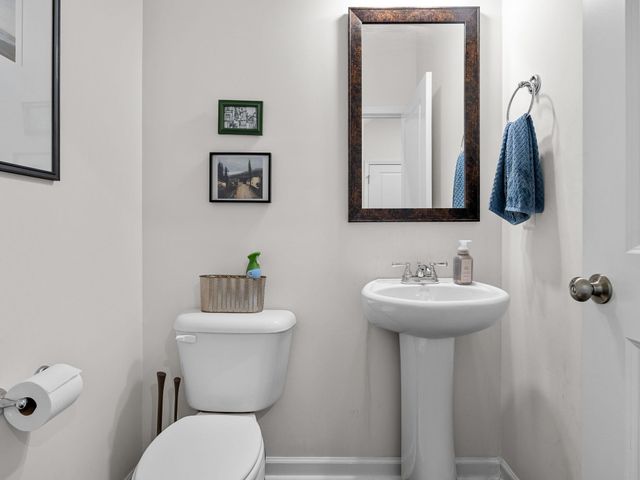 727 Chesterfield Court, Boiling Springs, SC 29316