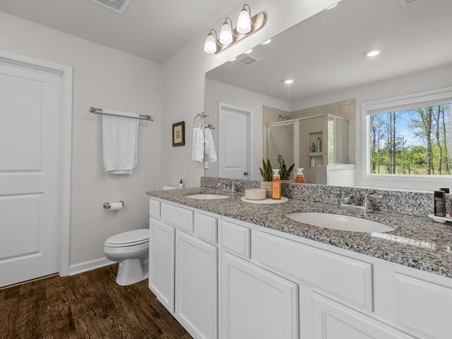 727 Chesterfield Court, Boiling Springs, SC 29316