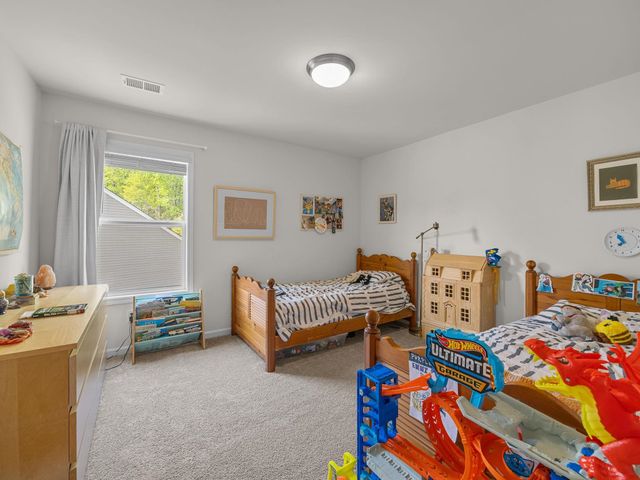 727 Chesterfield Court, Boiling Springs, SC 29316