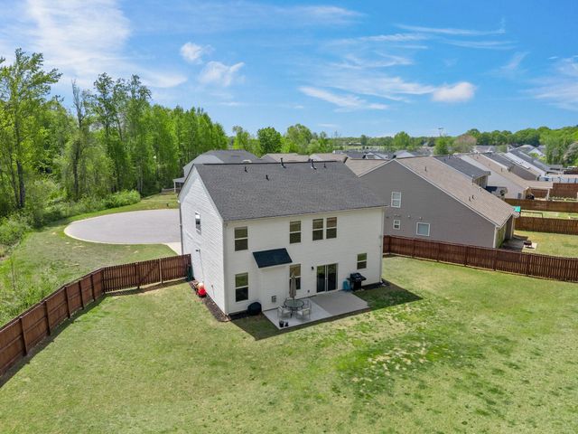 727 Chesterfield Court, Boiling Springs, SC 29316