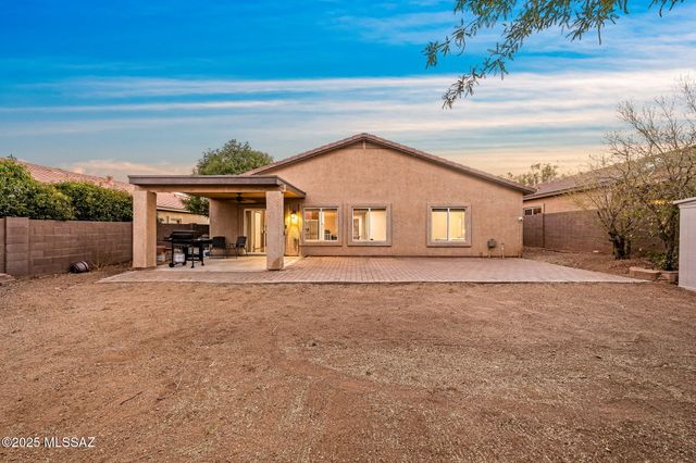 15032 N Twin Lakes Drive, Tucson, AZ 85739