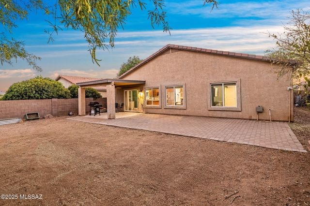 15032 N Twin Lakes Drive, Tucson, AZ 85739