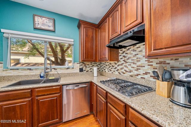 15032 N Twin Lakes Drive, Tucson, AZ 85739