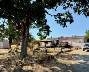 12373 Duggan Road, Central Point, OR 97502
