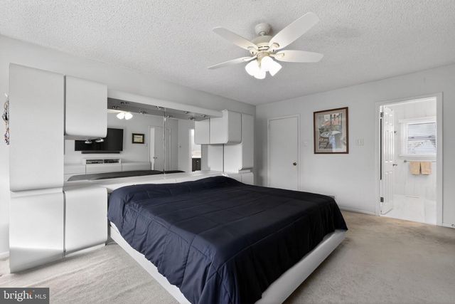 506 QUEEN ANNE RD, Cherry Hill, NJ 08003