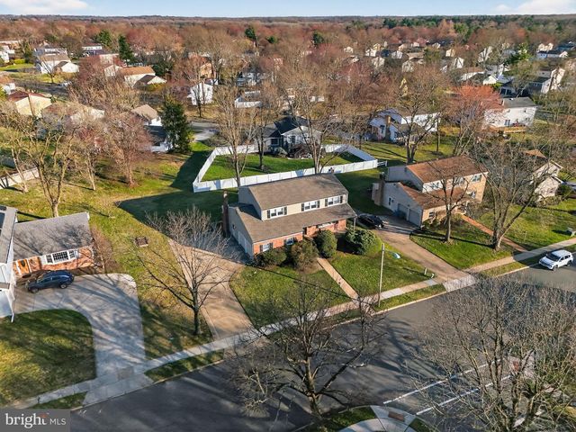 506 QUEEN ANNE RD, Cherry Hill, NJ 08003