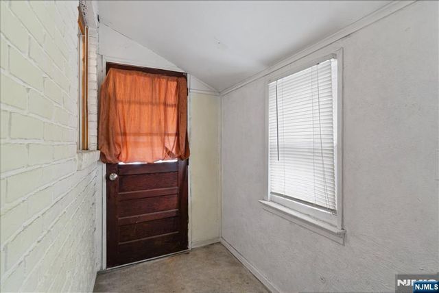 11-05 4th Street, Fair Lawn, NJ 07410