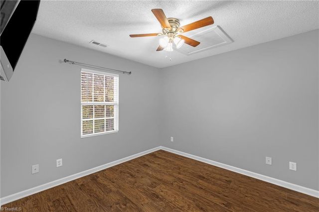 135 Pineywood Street, Thomasville, NC 27360