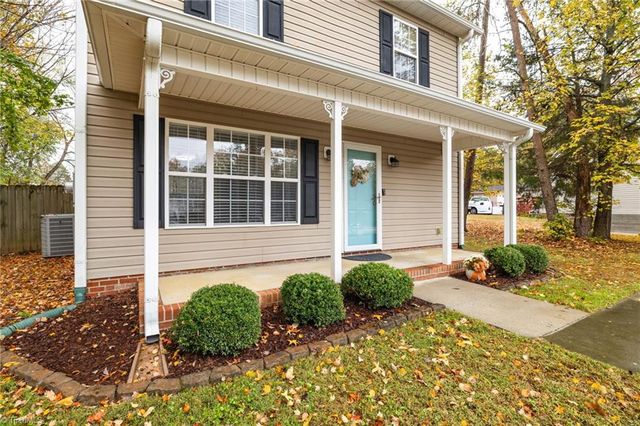 135 Pineywood Street, Thomasville, NC 27360