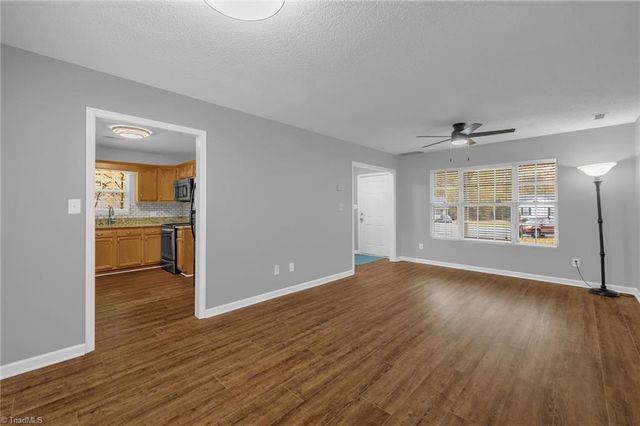 135 Pineywood Street, Thomasville, NC 27360