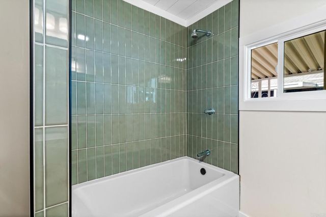 400 Greenfield Dr Spc 26 26, El Cajon, CA 92021