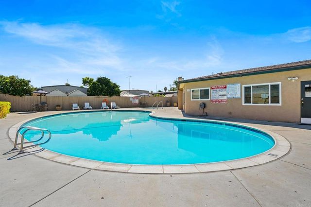 400 Greenfield Dr Spc 26 26, El Cajon, CA 92021