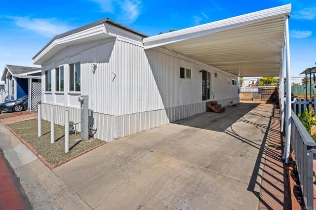 400 Greenfield Dr Spc 26 26, El Cajon, CA 92021