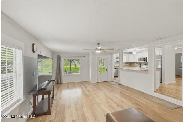 3012 Ridgedale Road, Gautier, MS 39553