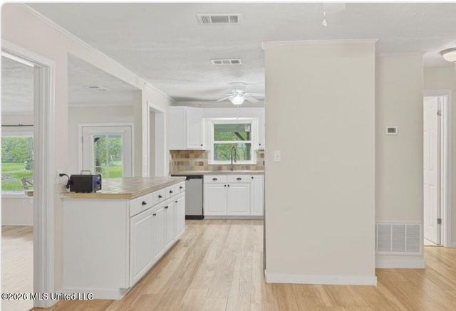3012 Ridgedale Road, Gautier, MS 39553