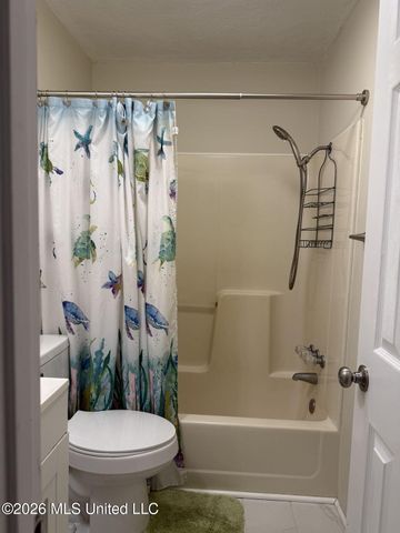 3012 Ridgedale Road, Gautier, MS 39553