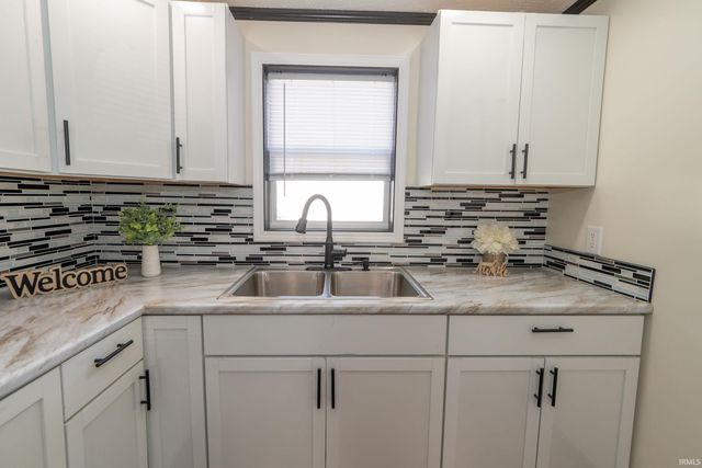 1109 Beale Street, South Bend, IN 46616