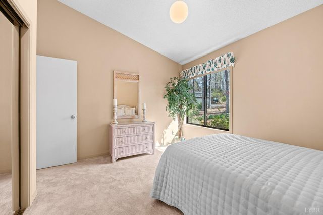 123 Sailview Drive, Forest, VA 24551