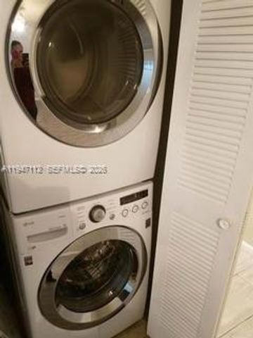 4863 Via Palm Lks 806, West Palm Beach, FL 33417