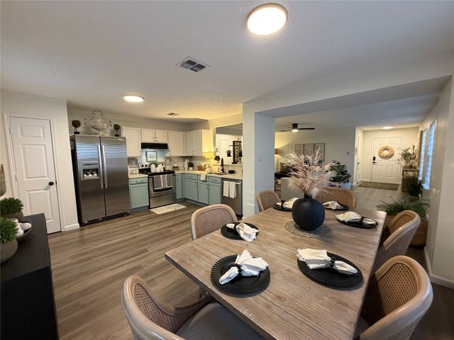 1632 Crown Point Drive, Little Elm, TX 75036