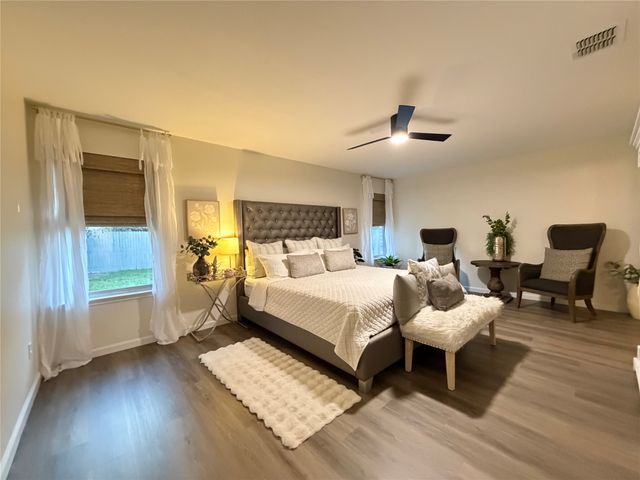 1632 Crown Point Drive, Little Elm, TX 75036