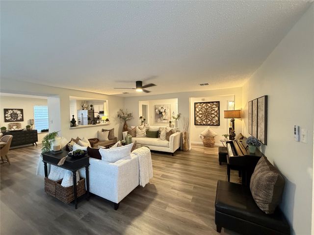 1632 Crown Point Drive, Little Elm, TX 75036