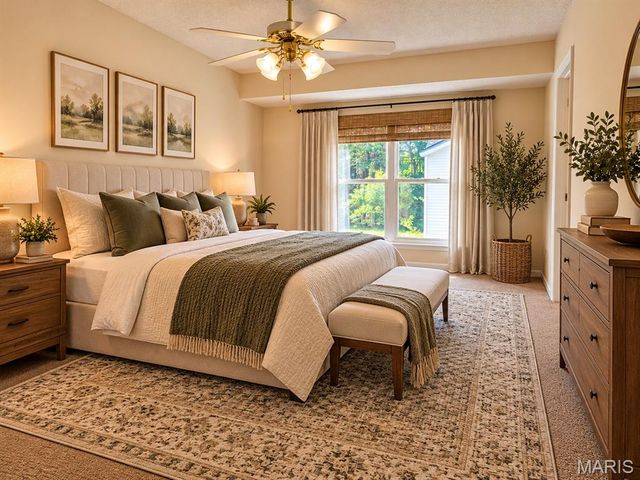 917 Burn Oak, St Charles, MO 63303