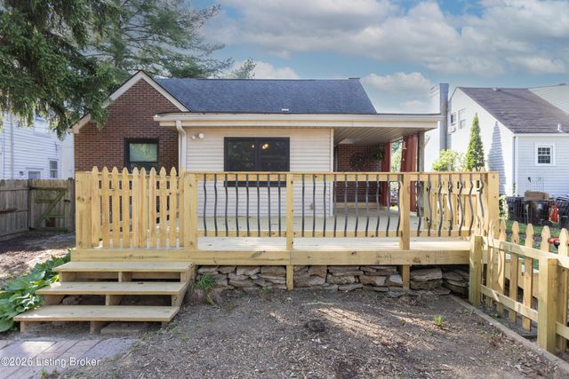 2421 Clarendon Ave, Louisville, KY 40205