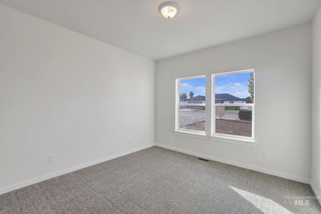 910 23rd Ave E, Jerome, ID 83338