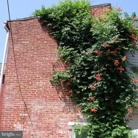 35 N MULBERRY ST, Lancaster, PA 17603