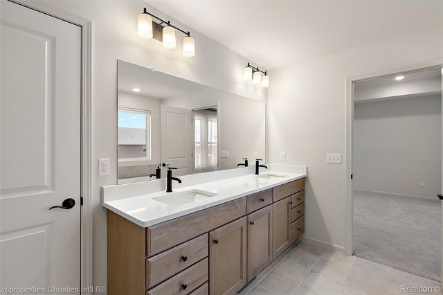 2436 Parkshore Drive, Commerce Charter Township, MI 48382