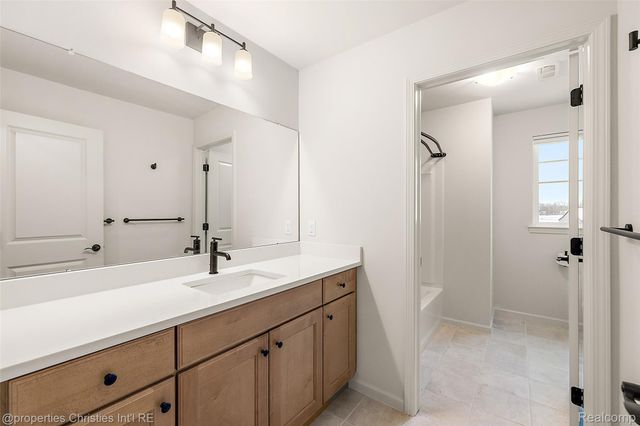 2436 Parkshore Drive, Commerce Charter Township, MI 48382