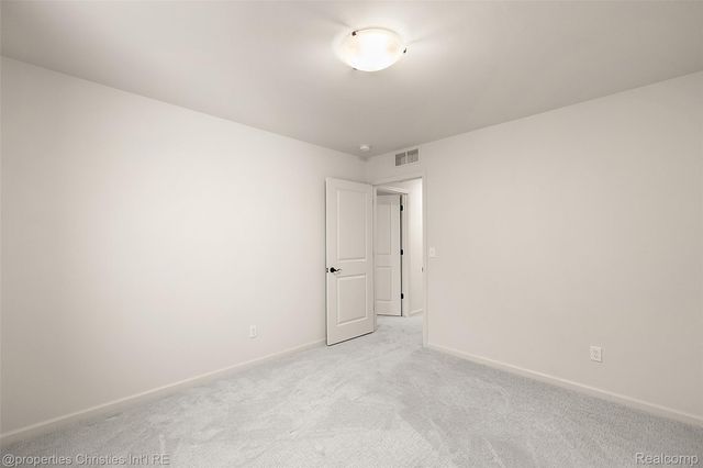 2436 Parkshore Drive, Commerce Charter Township, MI 48382