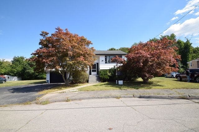 27 Niles Rd, Randolph, MA 02368