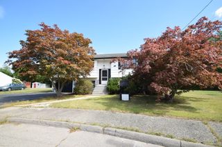 27 Niles Rd, Randolph, MA 02368