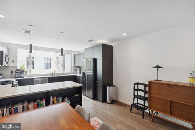 1130 S SYDENHAM ST, Philadelphia, PA 19146